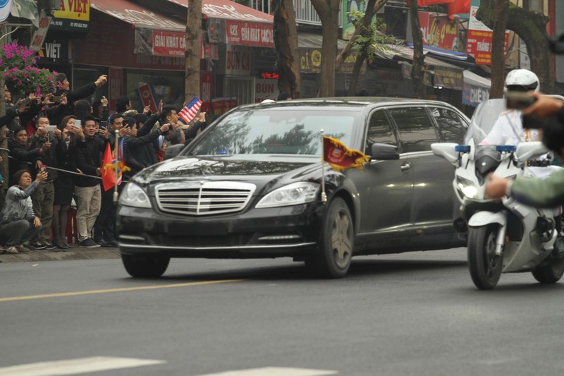 Chu tich Trieu Tien Kim Jong-un ve den khach san Melia, Ha Noi-Hinh-4