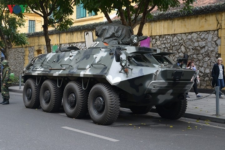 Can canh xe thiet giap BTR-60PB Viet Nam bao ve Thuong dinh My-Trieu-Hinh-18