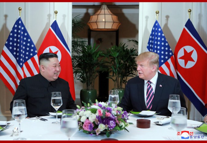 Bo anh doc dao tu phia Trieu Tien ve buoi an toi cua Trump - Kim-Hinh-6