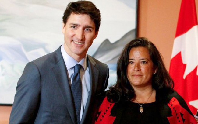 Toan canh vu be boi bua vay Thu tuong Canada Justin Trudeau