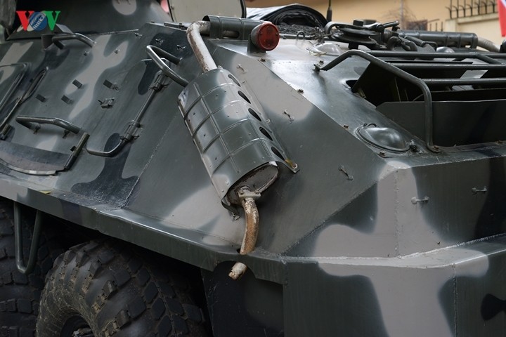 Can canh xe thiet giap BTR-60PB trong bien che quan doi Viet Nam-Hinh-5