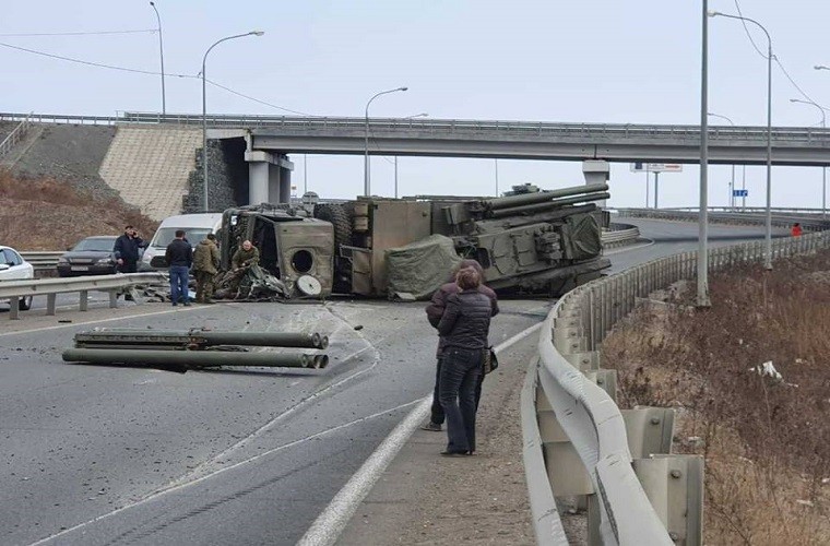 To hop Pantsir-S1 cua Nga lai lat nhao, ten lua vang tu tung