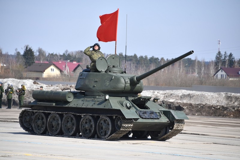 Dao thay T-34 o Syria, linh Nga lam hanh dong khong ngo-Hinh-8