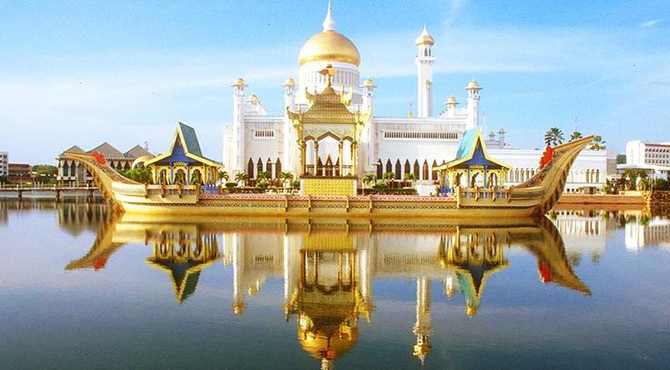 Cuoc song xa hoa dat vang cua quoc vuong Brunei thu nhap 100 USD/giay