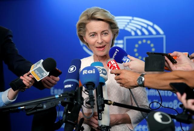 Ba Ursula von der Leyen duoc bau lam Chu tich Uy ban chau Au-Hinh-2