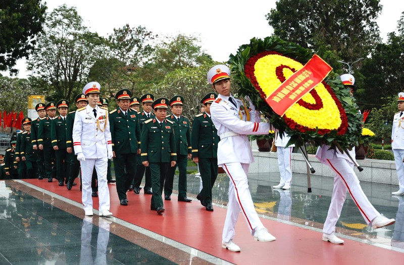 Lanh dao Dang, Nha nuoc vao Lang vieng Chu tich Ho Chi Minh-Hinh-6