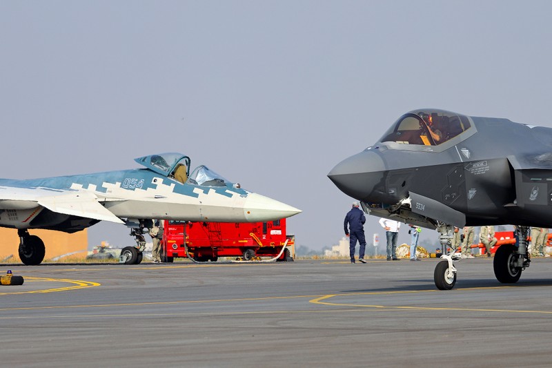 F-35, F-16 My huy bay khi biet Su-57 Nga xuat hien