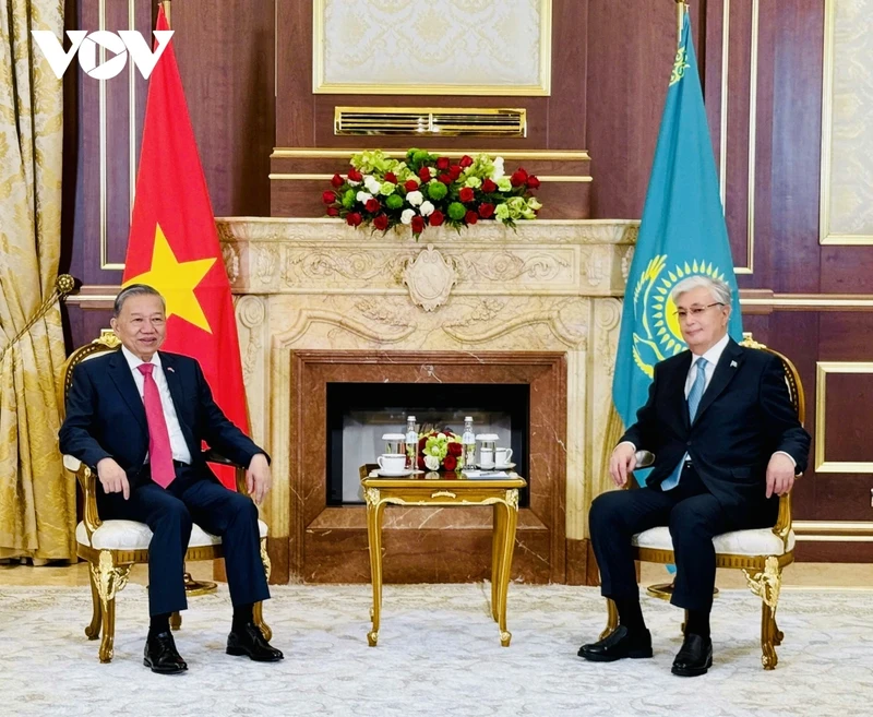 Tong Bi thu To Lam bat dau cac hoat dong tham cap Nha nuoc Kazakhstan-Hinh-3