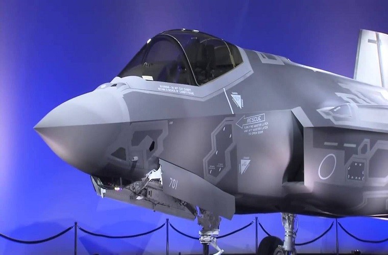 Nhan tiem kich F-35, Nhat Ban 