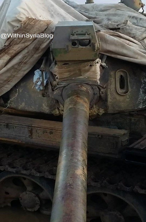 Kinh ngac xe tang T-55 Syria duoc Trieu Tien nang cap-Hinh-2