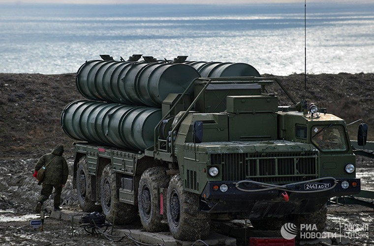 Dat ten lua S-400 o Crimea, Nga nam gon Bien Den-Hinh-2