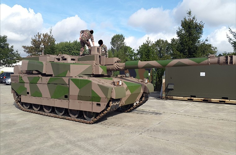 T-14 Armata se tham bai truoc sieu tang Leclerc lap phao 140mm?-Hinh-2