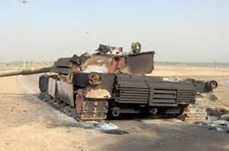 Dang long sieu tang M1 Abrams bi ban chay ngun ngut-Hinh-3
