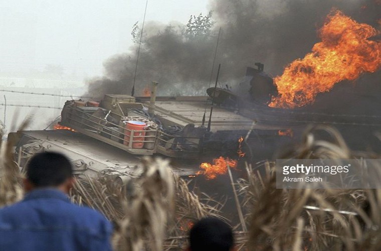 Dang long sieu tang M1 Abrams bi ban chay ngun ngut-Hinh-7