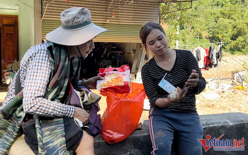 Hang tram giao vien nghi day giup dan Ky Son khac phuc lu quet-Hinh-3