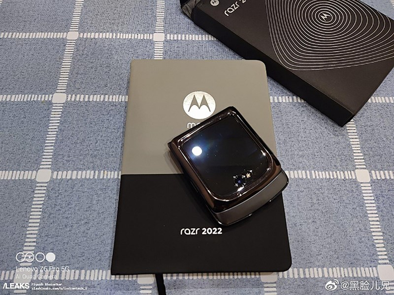Motorola Razz 2022 lo dien, co de bep doi thu Galaxy Z Flip 4?-Hinh-10