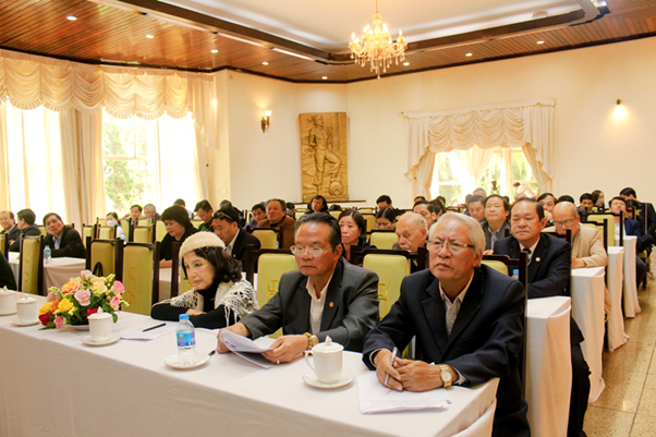 Đội ngũ trí thức góp phần đưa tỉnh Lâm Đồng phát triển nhanh và bền vững - Hình 2 Doi ngu tri thuc gop phan dua tinh Lam Dong phat trien nhanh va ben vung-Hinh-2