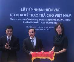 Can canh 10 co vat vo gia vua tro ve Viet Nam-Hinh-14