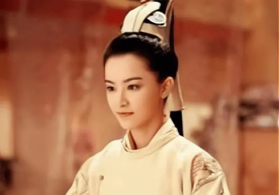Giật mình lời tiên tri ứng nghiệm về hậu duệ của Lưu Bang - Hình 4 Giat minh loi tien tri ung nghiem ve hau due cua Luu Bang-Hinh-4