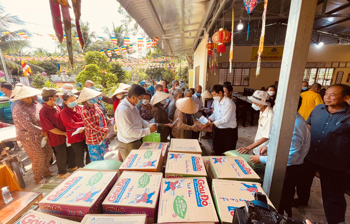 Lễ Phật Đản 2023: Việc nên làm để gia tăng phước báu - Hình 12 Le Phat Dan 2023: Viec nen lam de gia tang phuoc bau-Hinh-12