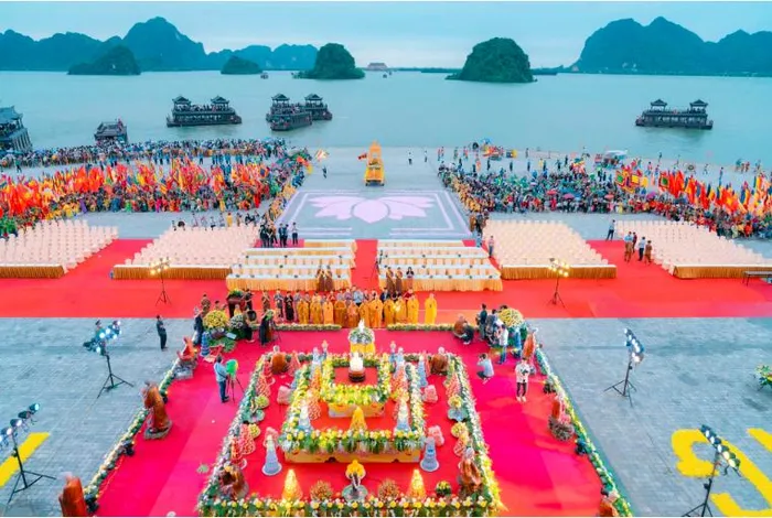 Lễ Phật Đản 2023: Việc nên làm để gia tăng phước báu - Hình 4 Le Phat Dan 2023: Viec nen lam de gia tang phuoc bau-Hinh-4