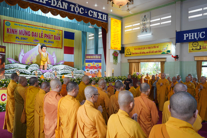 Lễ Phật Đản 2023: Việc nên làm để gia tăng phước báu - Hình 5 Le Phat Dan 2023: Viec nen lam de gia tang phuoc bau-Hinh-5