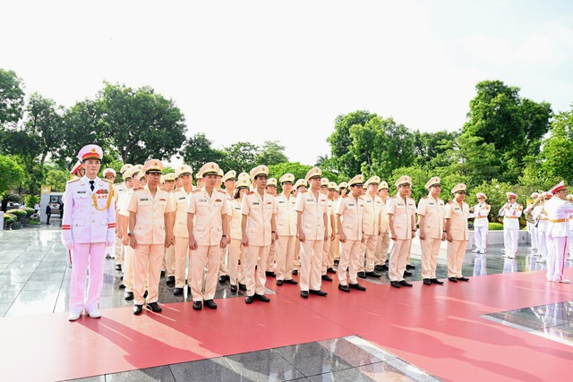 Lanh dao Dang, Nha nuoc tuong niem cac Anh hung liet si-Hinh-4