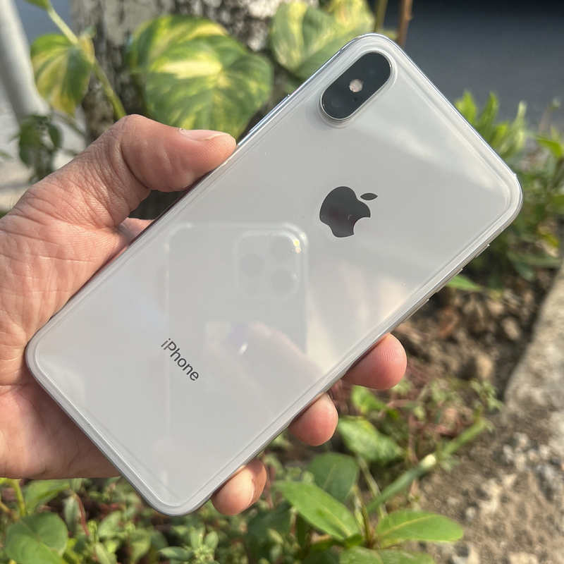 Thiết kế mới trên iPhone 16 khiến iFan đứng ngồi không yên - Hình 2 Thiet ke moi tren iPhone 16 khien iFan dung ngoi khong yen-Hinh-2