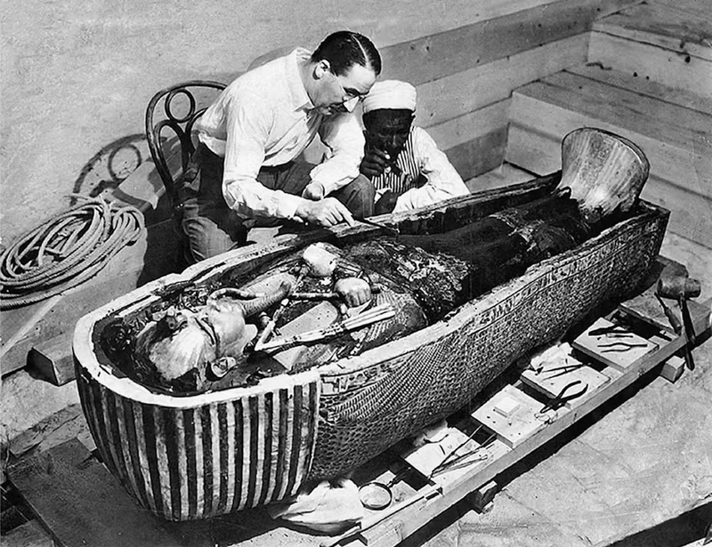 Giat minh su that 'kinh thien dong dia' ve vua Tutankhamun