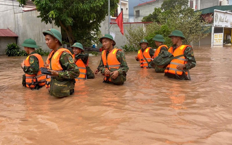 Nuoc lu lich su co lap nhieu noi o Bac Giang-Hinh-11