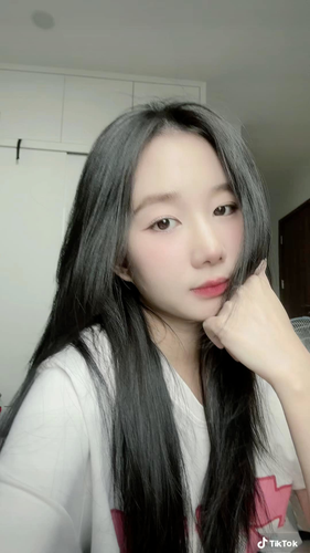 Nu streamer “van nguoi me” bat ngo choi lon... coi mang day song-Hinh-7