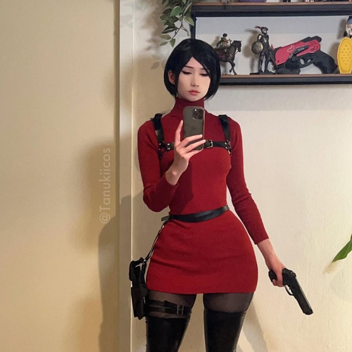Nu coser khoe dang “cuc muot”, don tim cong dong game thu-Hinh-5