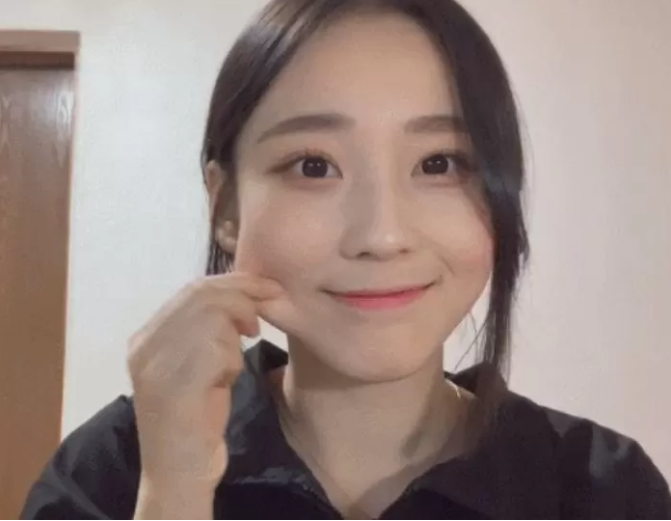 Lot xac thanh cong, nu streamer kiem tien ty moi nam
