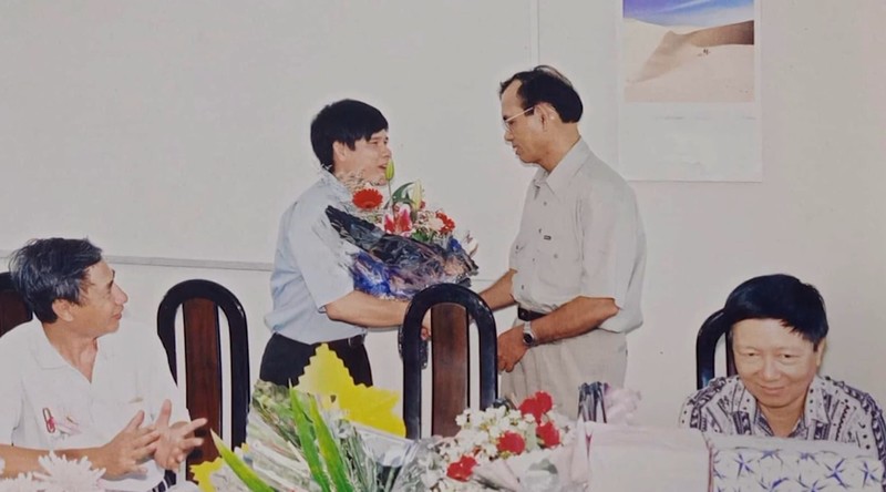 Cố GS Nguyễn Hữu Chí: Dòng sông lặng lẽ đắp bồi tri thức - Hình 4 Co GS Nguyen Huu Chi: Dong song lang le dap boi tri thuc-Hinh-4