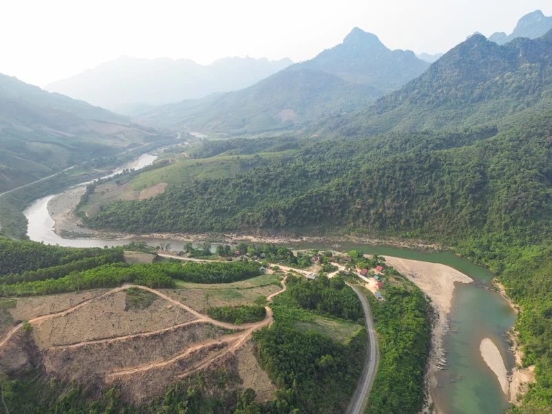 Những công trình mang dấu ấn thống nhất sau ngày 30/4/1975 - Hình 5 Nhung cong trinh mang dau an thong nhat sau ngay 30/4/1975-Hinh-5