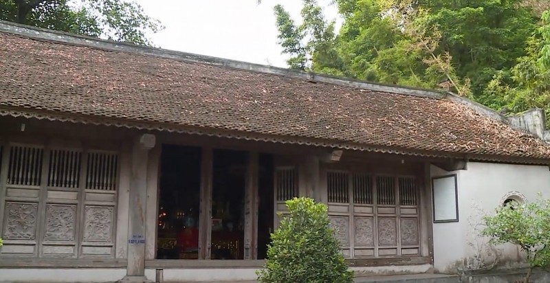 Đền Trúc - Ngũ Động Thi Sơn: Chốn yên bình bên dòng sông Đáy - Hình 2 Den Truc - Ngu Dong Thi Son: Chon yen binh ben dong song Day-Hinh-2