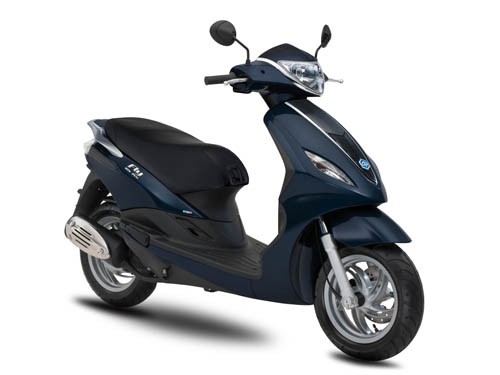 Xe tay ga Piaggio Fly moi co gia gan 42 trieu dong-Hinh-9