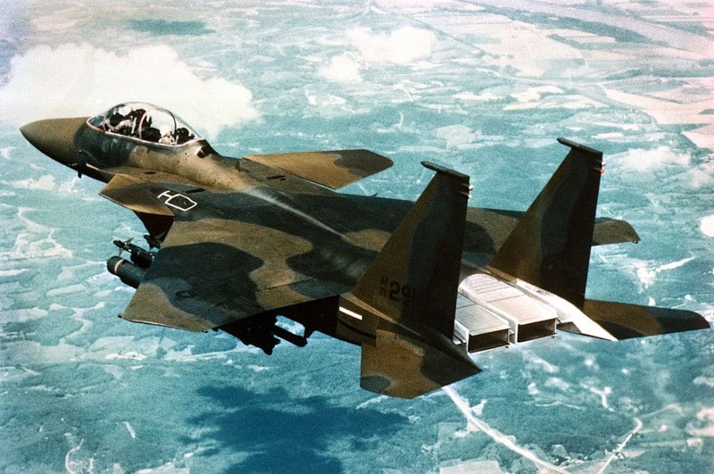 Choang voi dan tiem kich F-15 cua NASA xin hon ca ban goc-Hinh-7