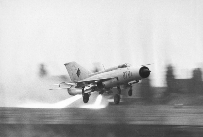 MiG-21 cua Viet Nam tung co kha nang cat canh bang ten lua tro luc-Hinh-7