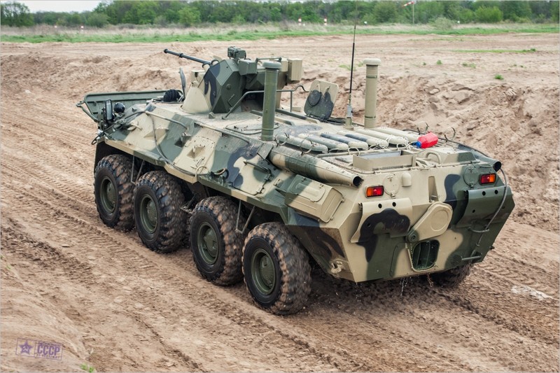 Khoanh khac xe thiet giap BTR-82 cua Nga no tung o Syria-Hinh-8