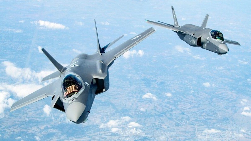 Bat ngo voi quoc gia vua bien che cung luc 30 tiem kich F-35-Hinh-17