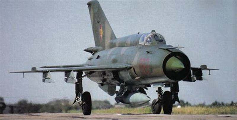 Bat ngo voi quoc gia vua mang 20 tiem kich MiG-21 ra ban dau gia-Hinh-5