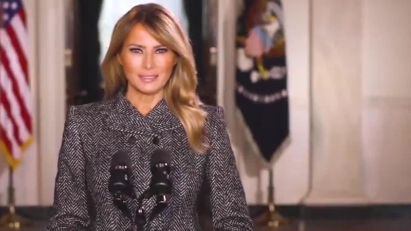 Melania Trump duoc quyen loi gi khi khong con la De nhat Phu nhan?