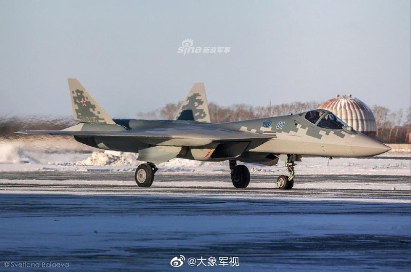 Toan bo dan tiem kich Su-57 cua Nga goi gon trong... mot buc hinh-Hinh-3