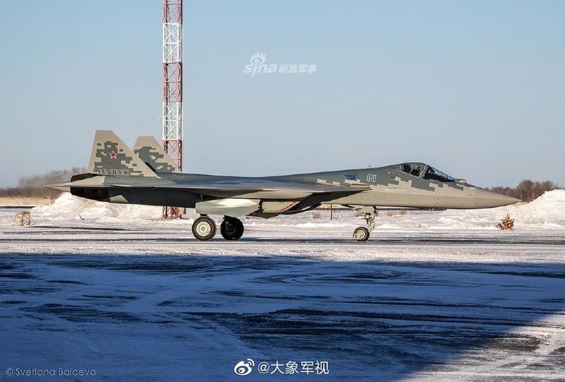 Toan bo dan tiem kich Su-57 cua Nga goi gon trong... mot buc hinh-Hinh-4