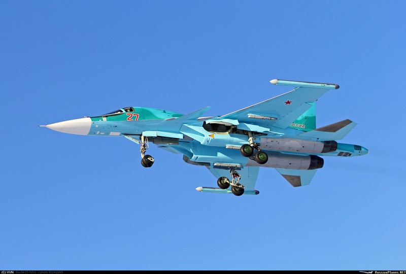 Toi luot tiem kich - bom Su-34 tro thanh nan nhan bi Trung Quoc 