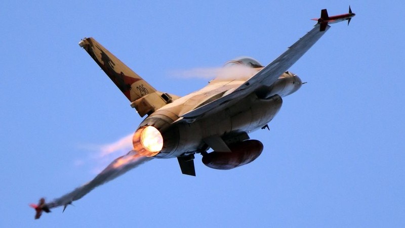 Israel ban tiem kich F-16 gia re, Viet Nam tot nhat khong nen mua-Hinh-7