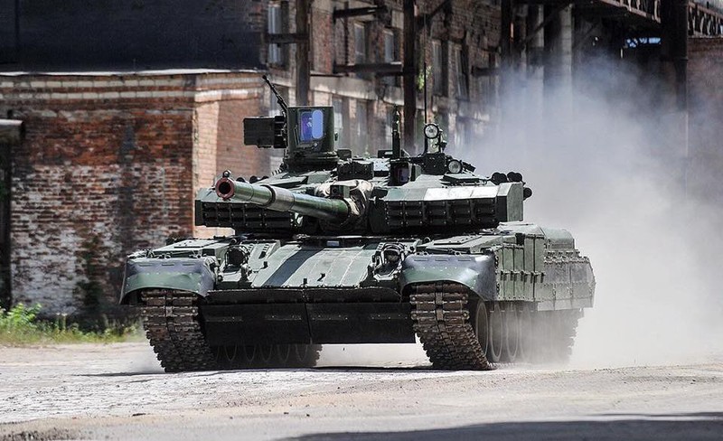 Du xe tang T-64 tham bai, Kiev van quyet khong dua T-84 vao tham chien-Hinh-19
