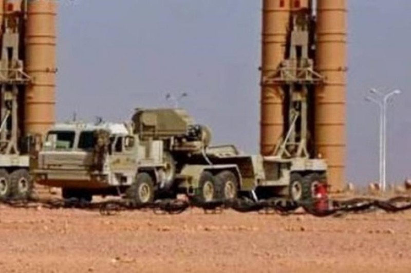 Nong: Ten lua S-400 cua Nga toi Algeria, bao gio My trung phat?-Hinh-2