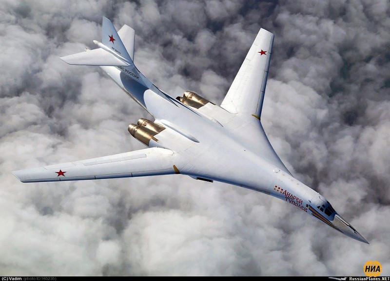Tu-160 cua Nga duoc trang bi dong co moi voi uy luc gap boi-Hinh-14